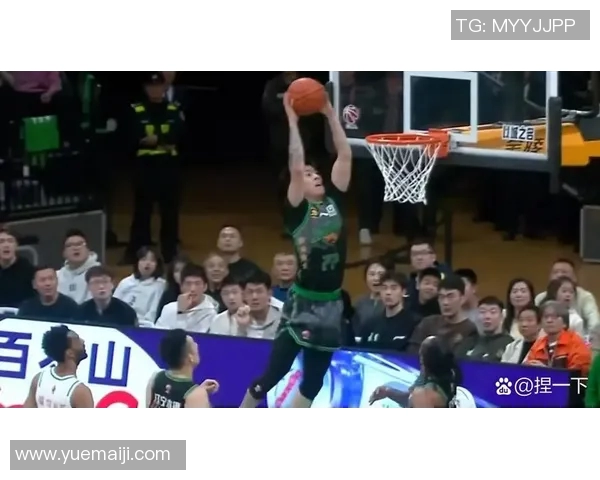 广厦与辽宁精彩对决视频回顾22日比赛亮点与精彩瞬间解析