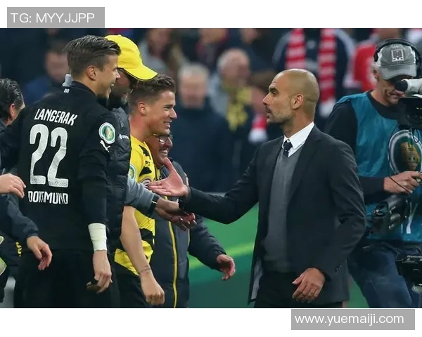 德国杯决赛多特蒙德对阵拜仁的激烈对抗与精彩瞬间回顾