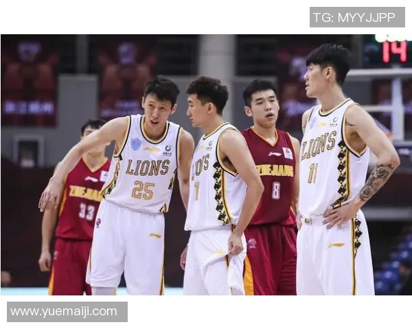 广厦与新疆常规赛对决精彩纷呈谁能在这场较量中笑到最后 广厦与新疆常规赛对决精彩纷呈谁能在这场较量中笑到最后